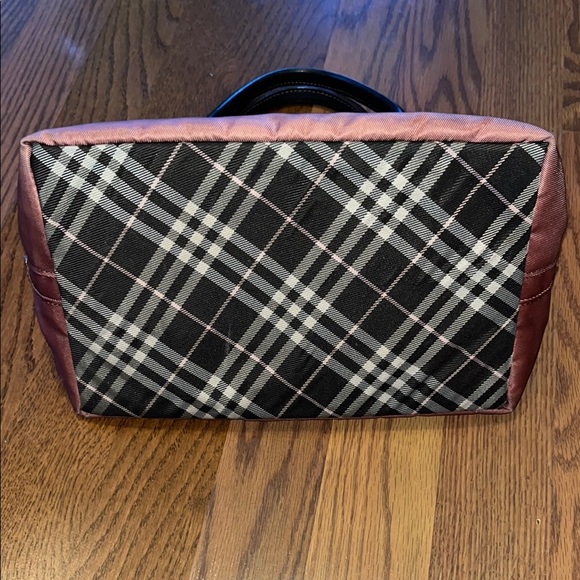 Burberry blue label mauve and black satchel Bag with Leather Handles. EUC! - Picture 6 of 12